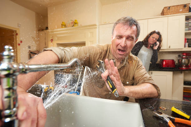 Best 24/7 water damage repair  in Montgomery, TX